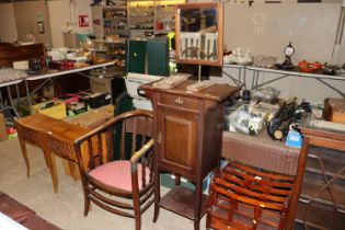 An Edwardian mahogany bathroom cabinet  / shaving stand, fitted adjustable mirror, single drawer