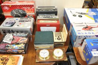 A quantity of vintage radios to include Roberts -