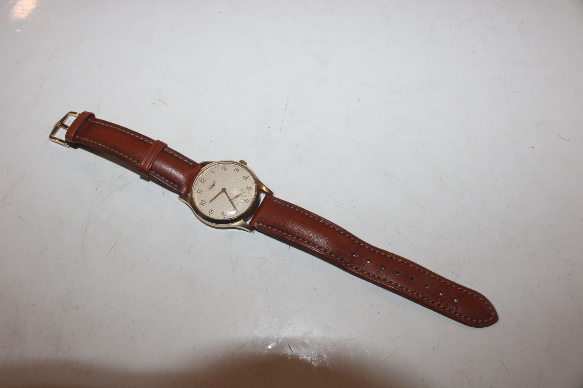 A 9ct gold cased gentleman's Longines wrist watch