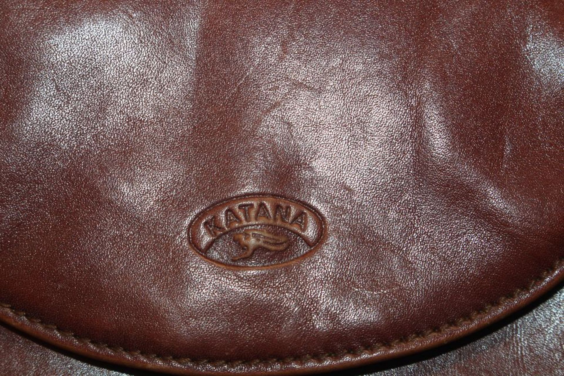 Four designer leather ladies cross body handbags - Image 8 of 9