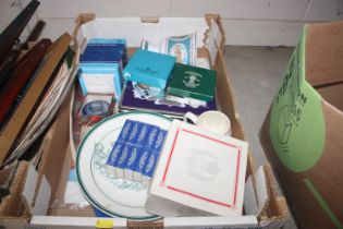 A collection of miscellaneous Royal memorabilia