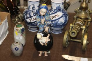 Lenci, Italian earthenware figure "Maternity" sign