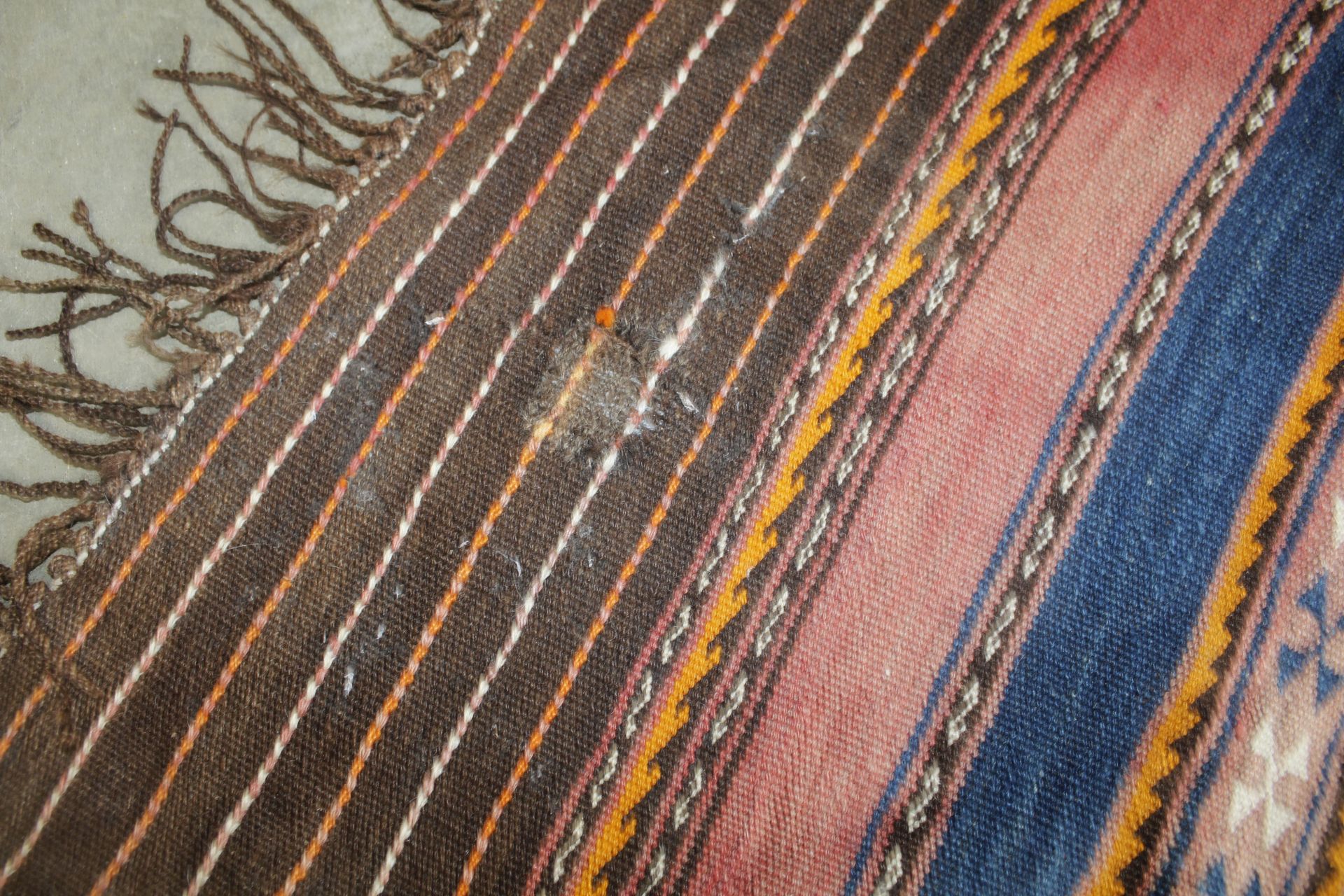 A Kilim rug AF approx. 9'6" x 5'1" - Image 3 of 4