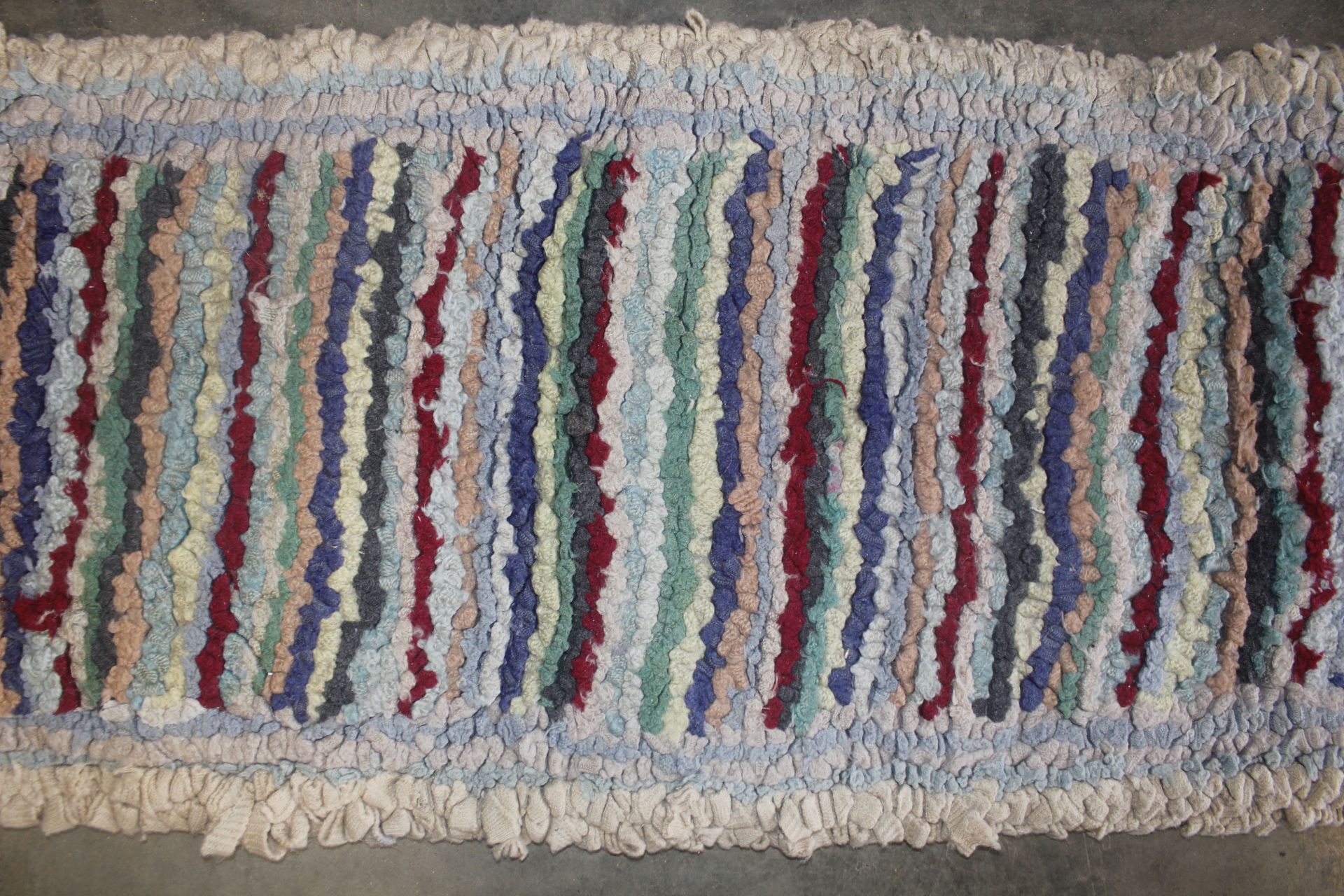A rag rug approx. 3'10" x 1'7" - Image 2 of 3