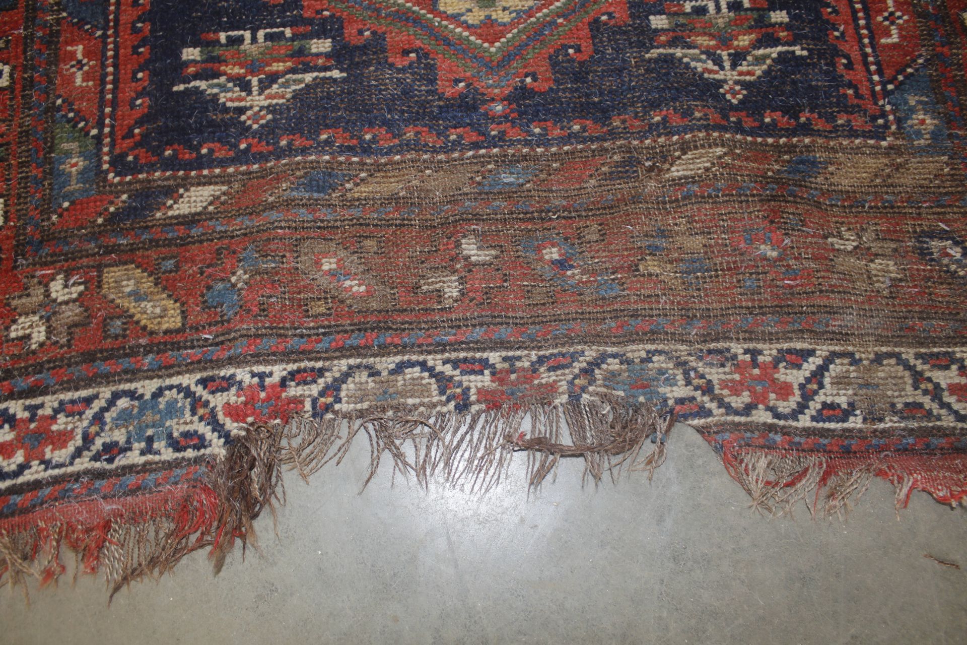 An eastern Caucasian patterned rug AF approx. 11'3 - Image 5 of 6