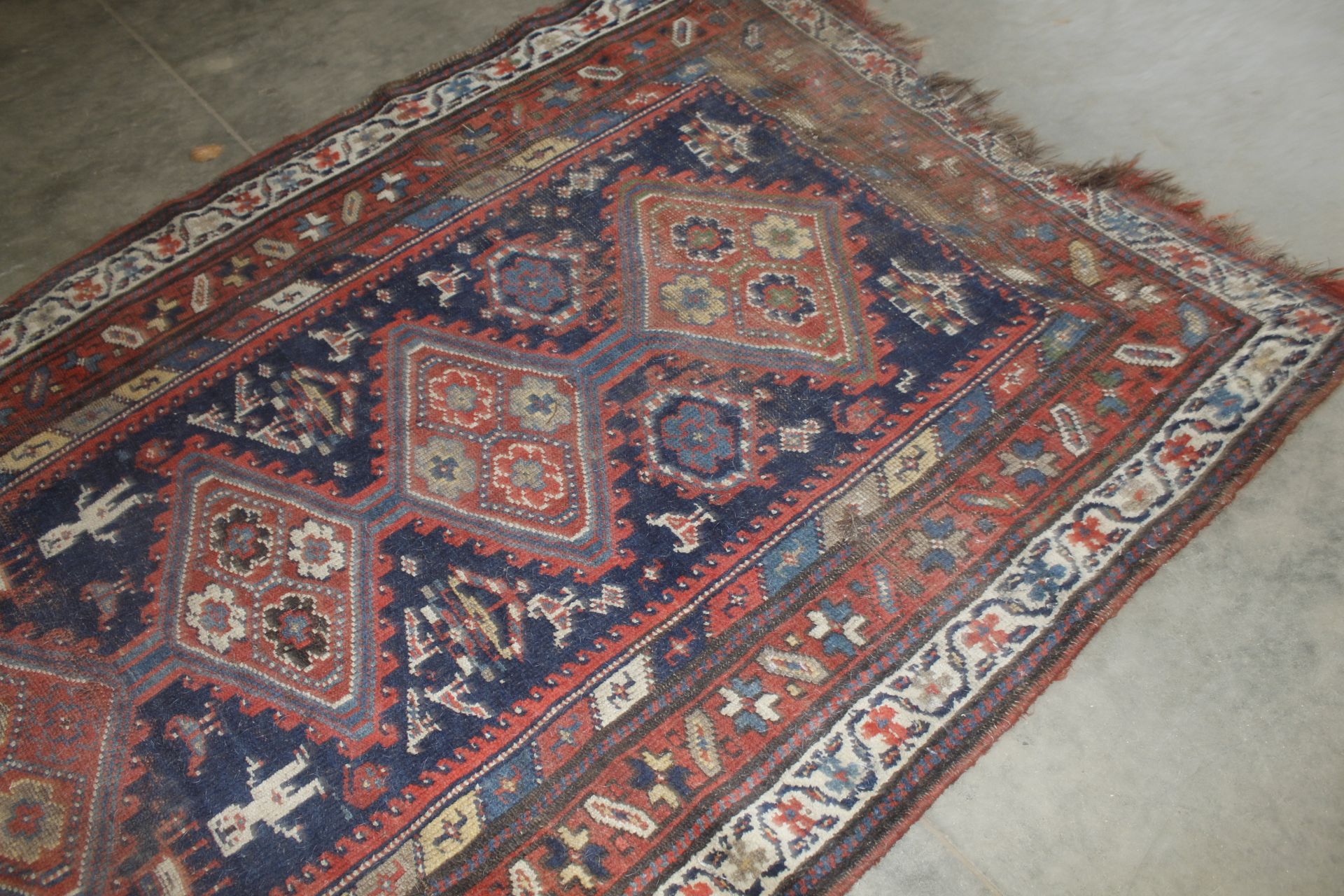 An eastern Caucasian patterned rug AF approx. 11'3 - Image 4 of 6