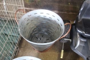 A twin handled galvanised oyster bucket (38)