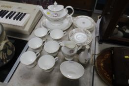 A collection of Royal Doulton 'Alton' patterned te