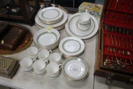 A collection of Royal Doulton 'Rondelay' patterned