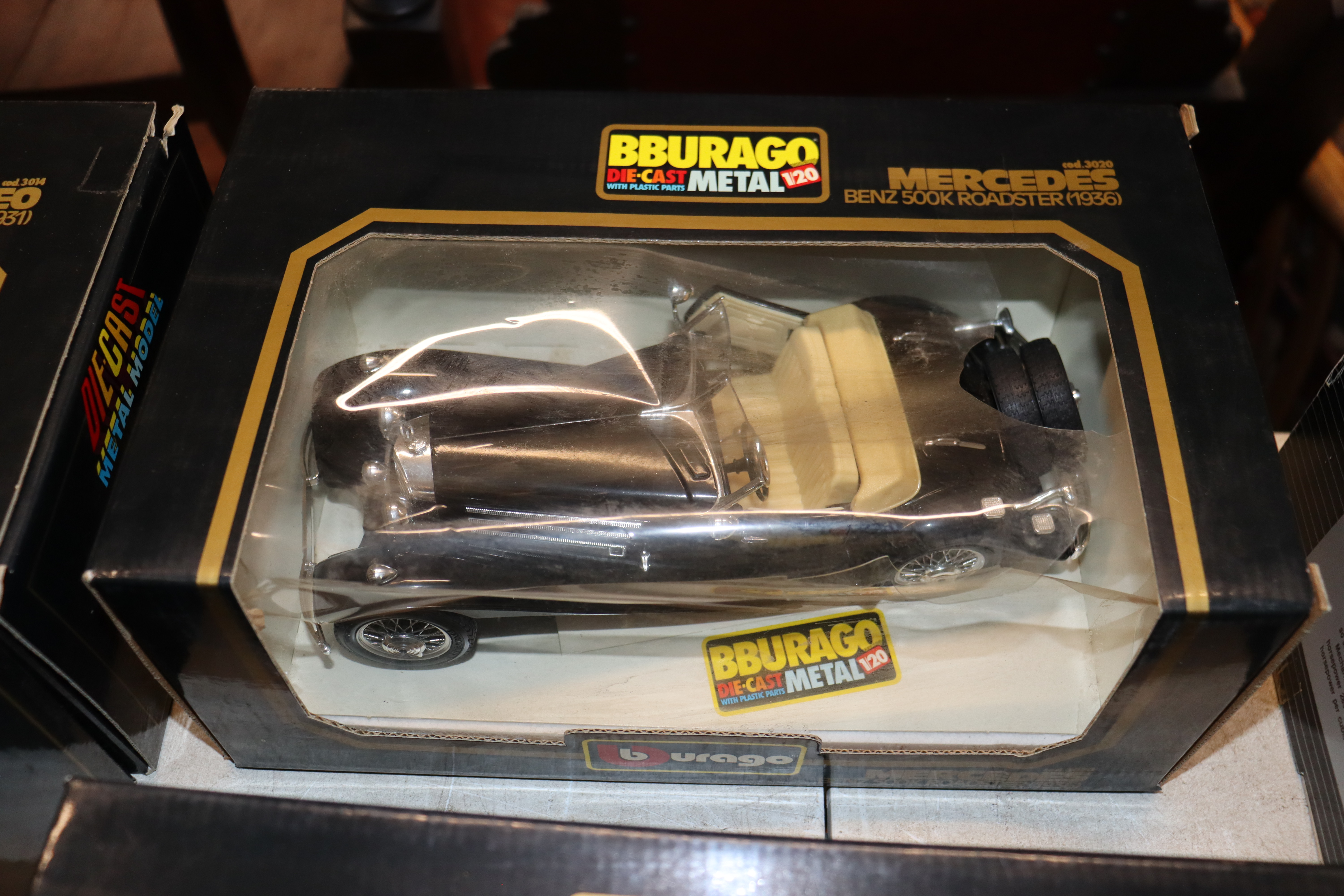 B. Burago boxed Mercedes Benz 500K Roadster; boxed - Image 4 of 4