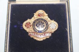 A 9ct gold and enamel decorated Manchester Institu