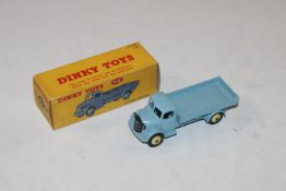 A boxed Dinky toy Austin wagon No. 412