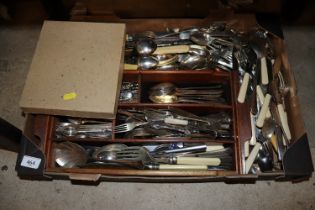 A large quantity of various plated cutlery
