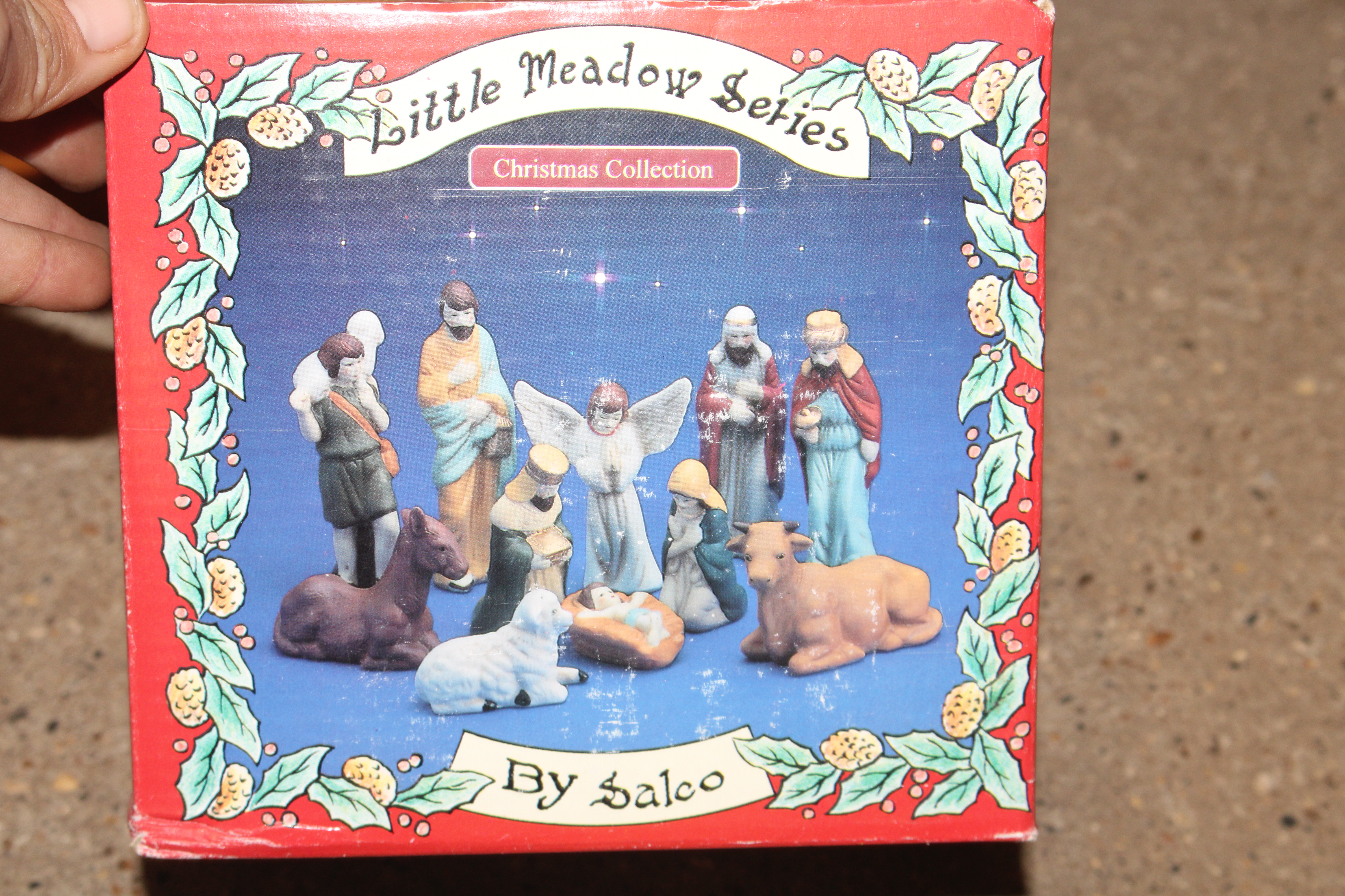 A box of miscellaneous figures to include Nativity - Image 3 of 8
