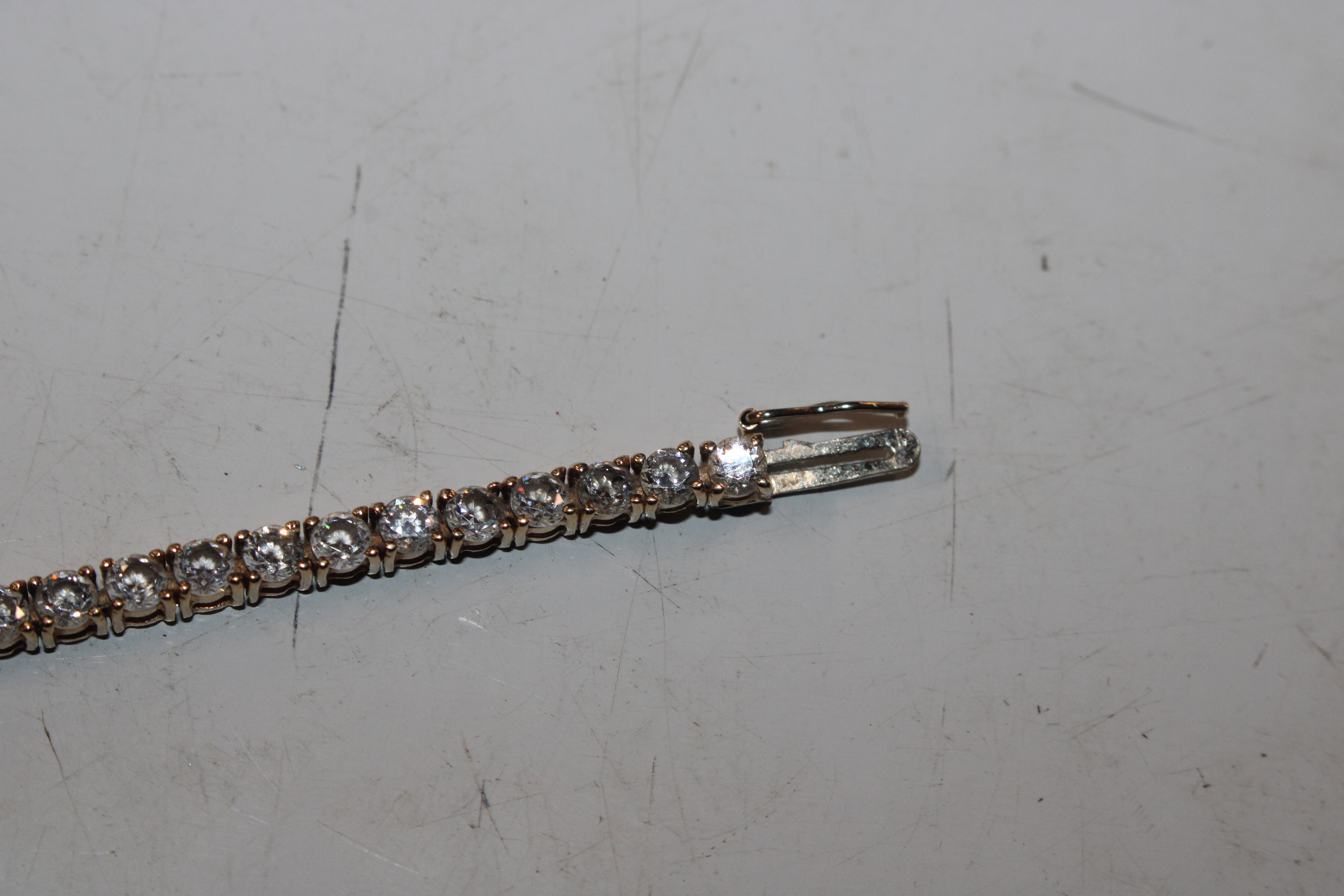 A 14ct gold and cubic zirconia set bracelet, appro - Image 5 of 8