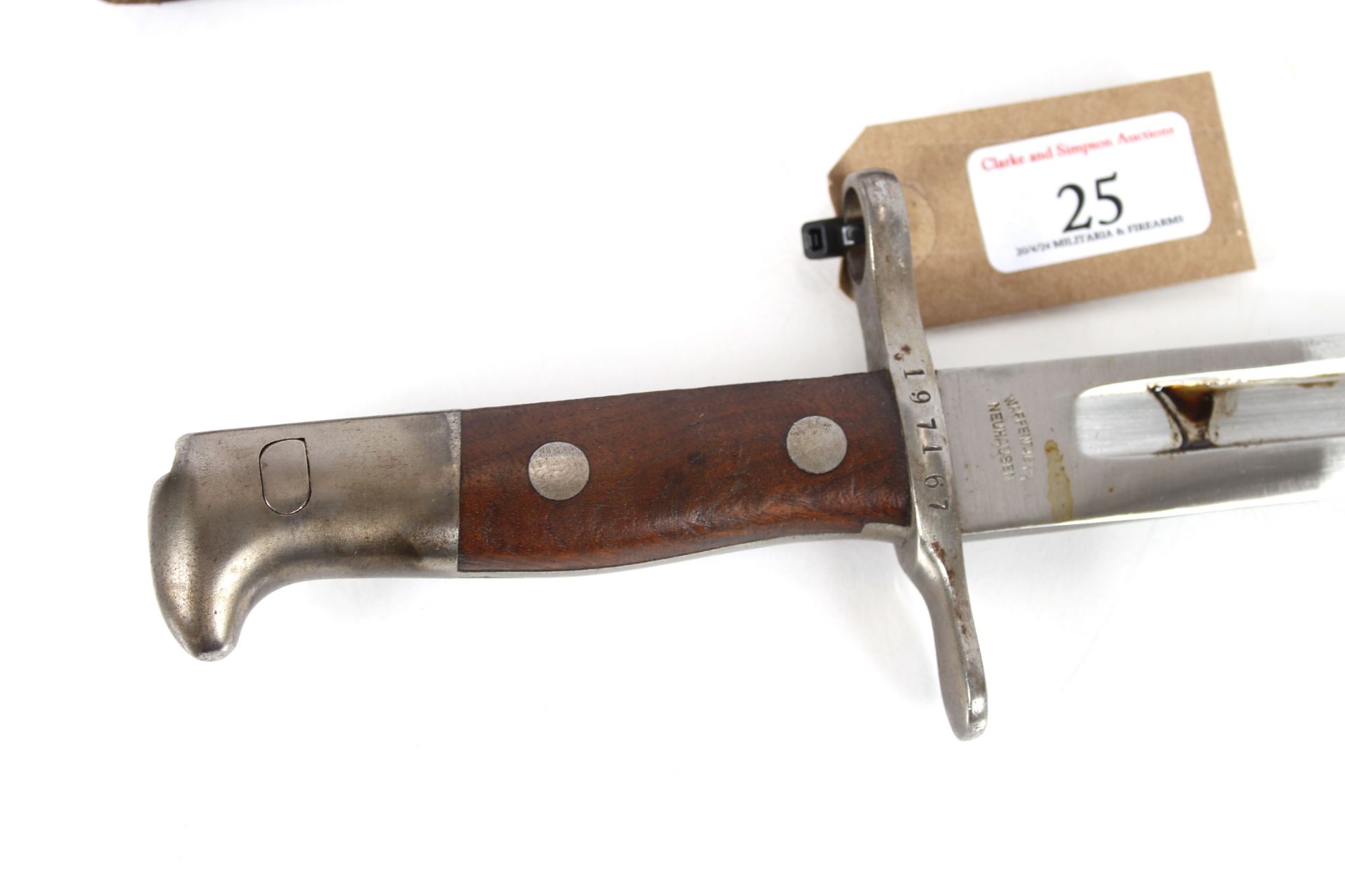 A Swiss model 1889 bayonet (Scmidt-Rubin) with sca - Image 2 of 11