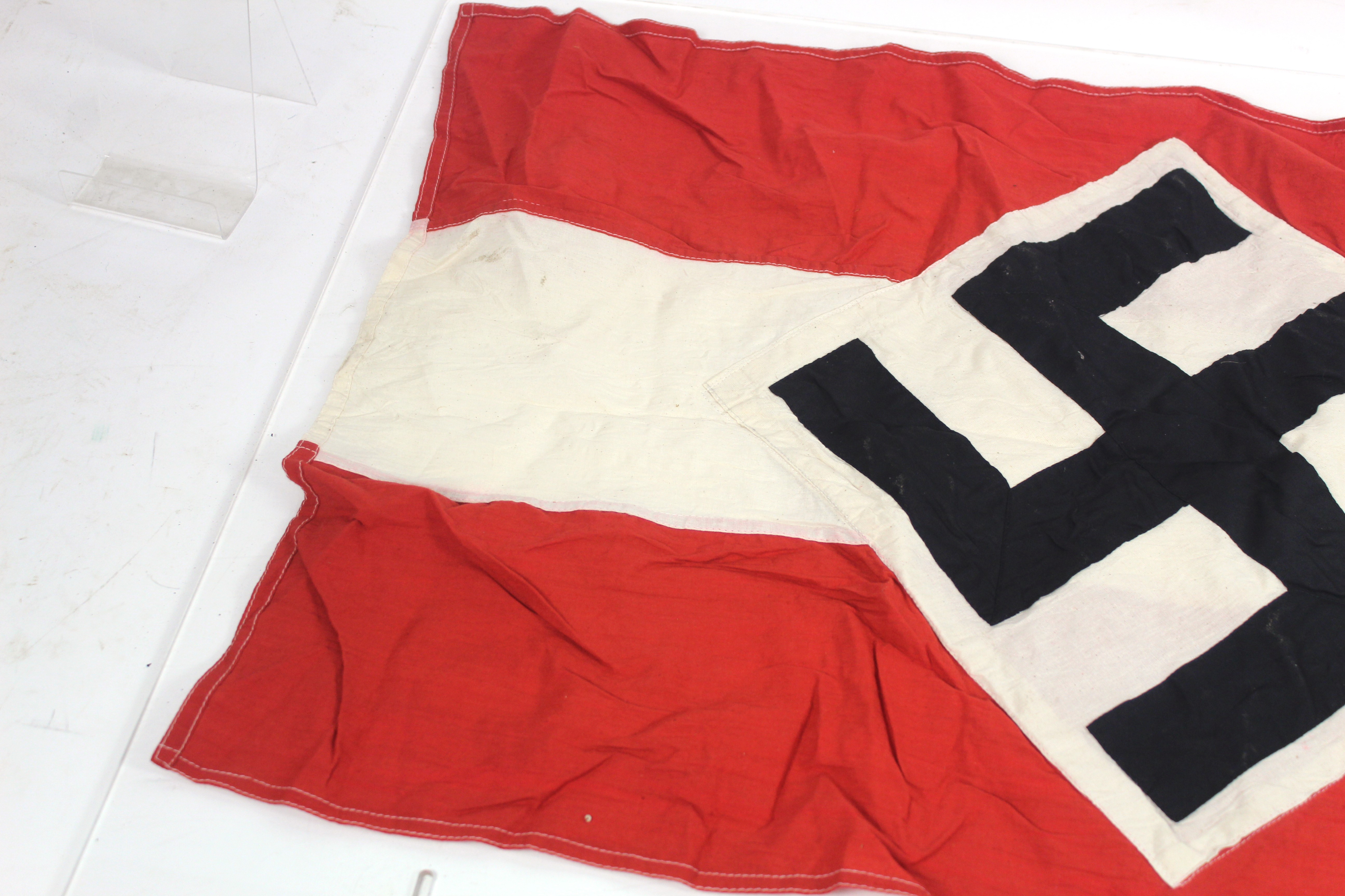 A German style Hitler Youth flag - Image 8 of 9