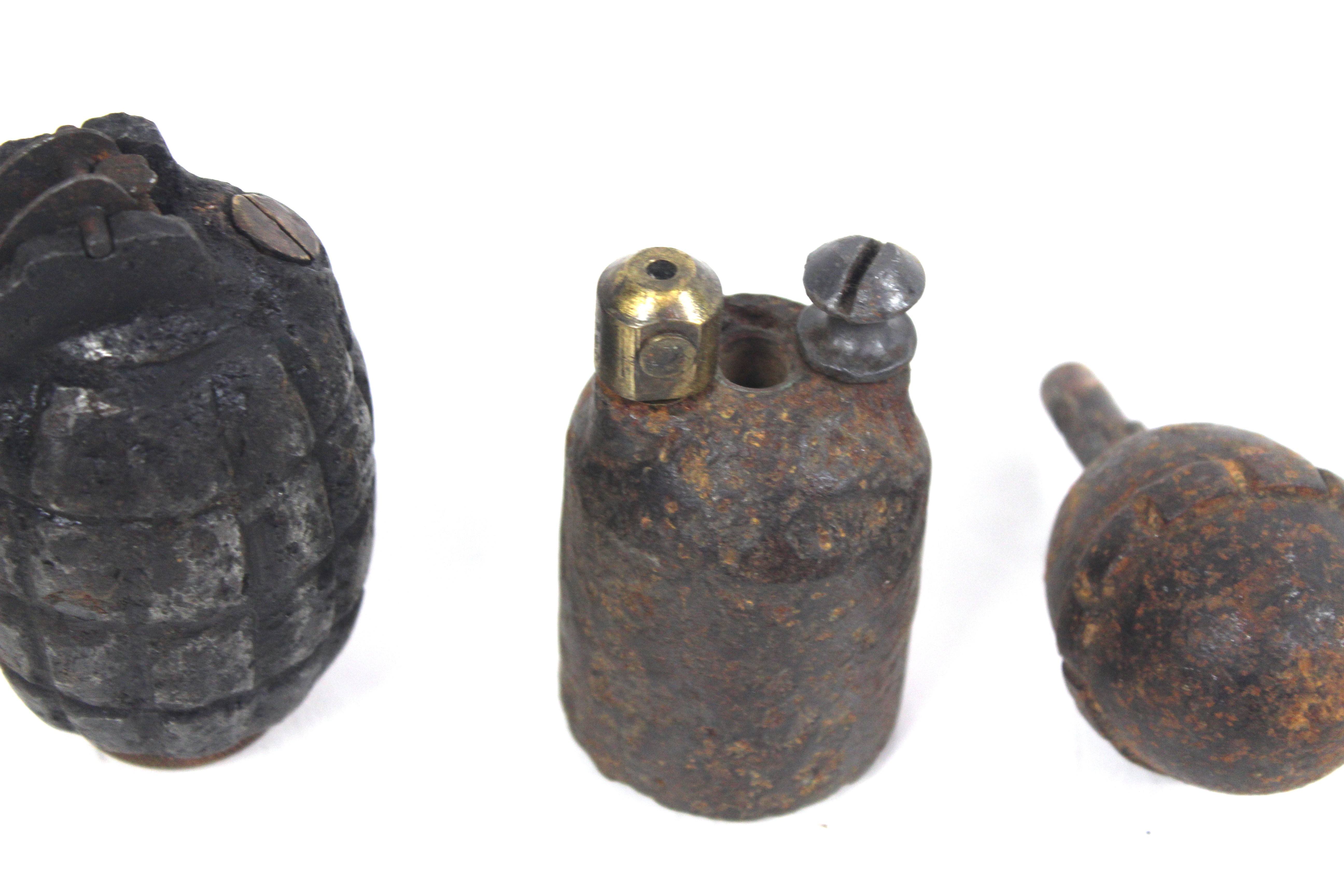 A WWI era German egg grenade, with French rifle gr - Image 3 of 8