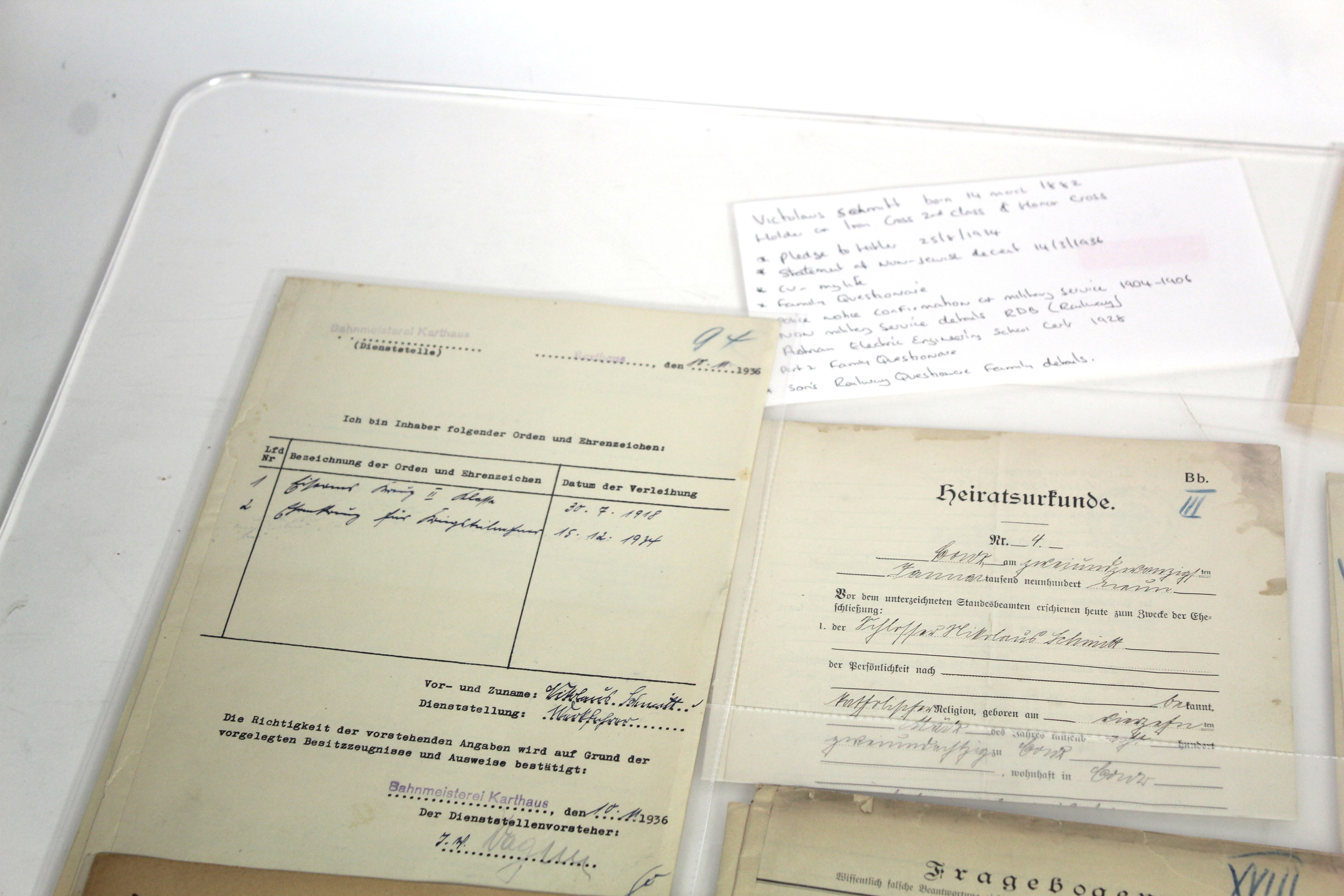 A WWII German collection of documents relating to - Image 5 of 5