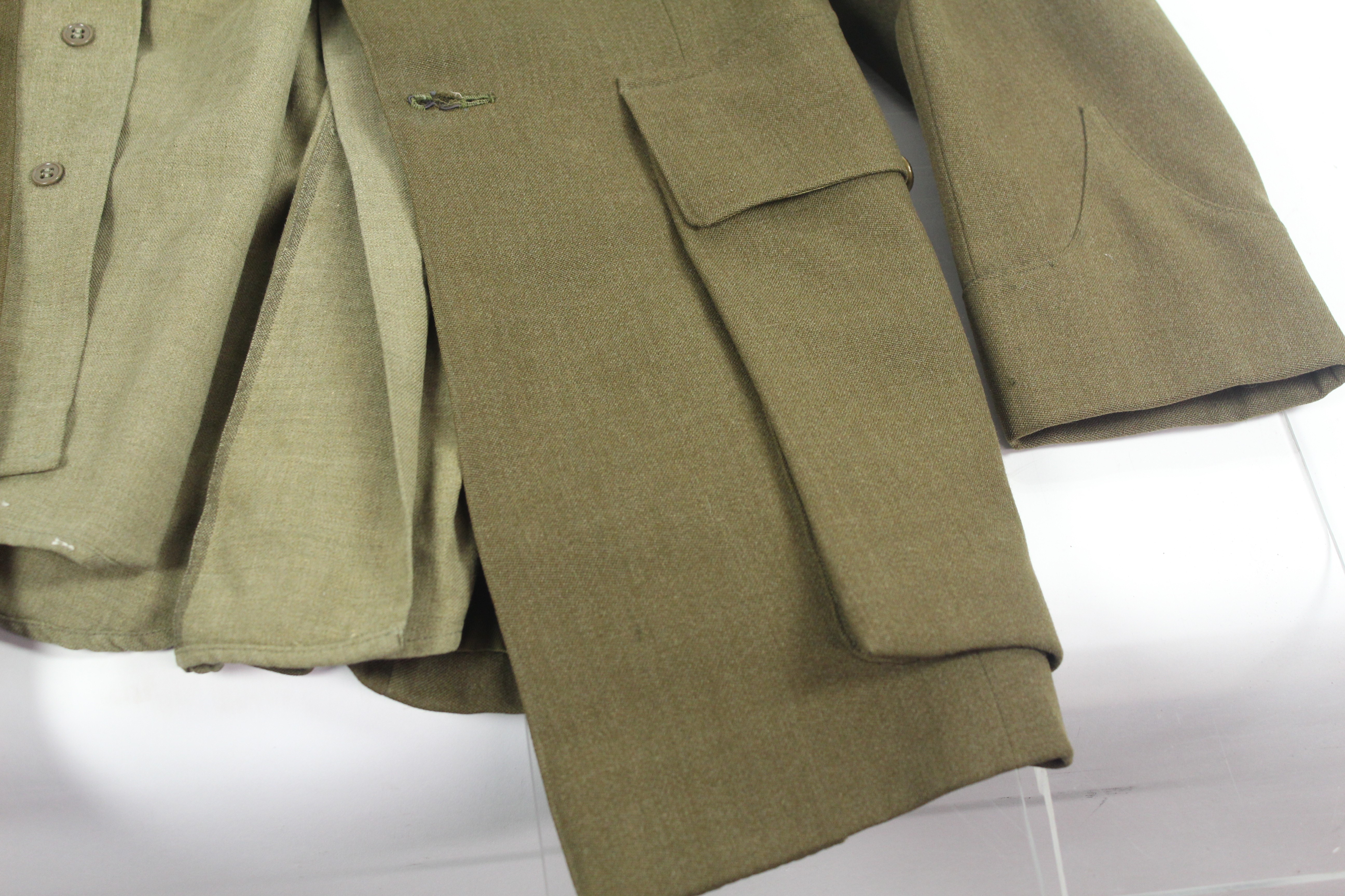 A WWII era Officers Royal Signals Service uniform, - Image 8 of 17