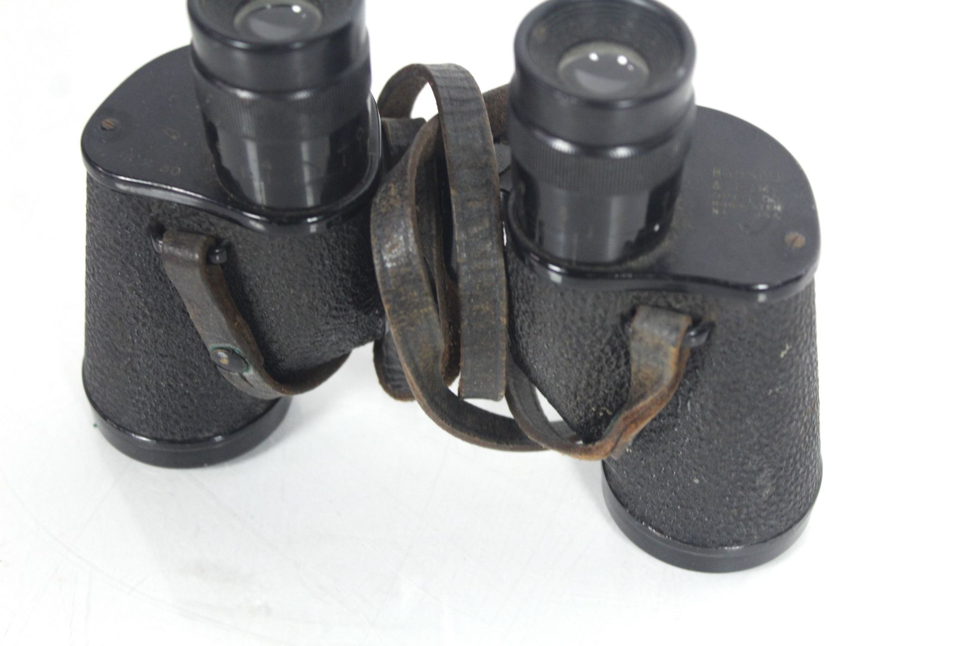 Two WWII era U.S.A. binoculars with a German pair - Image 10 of 19