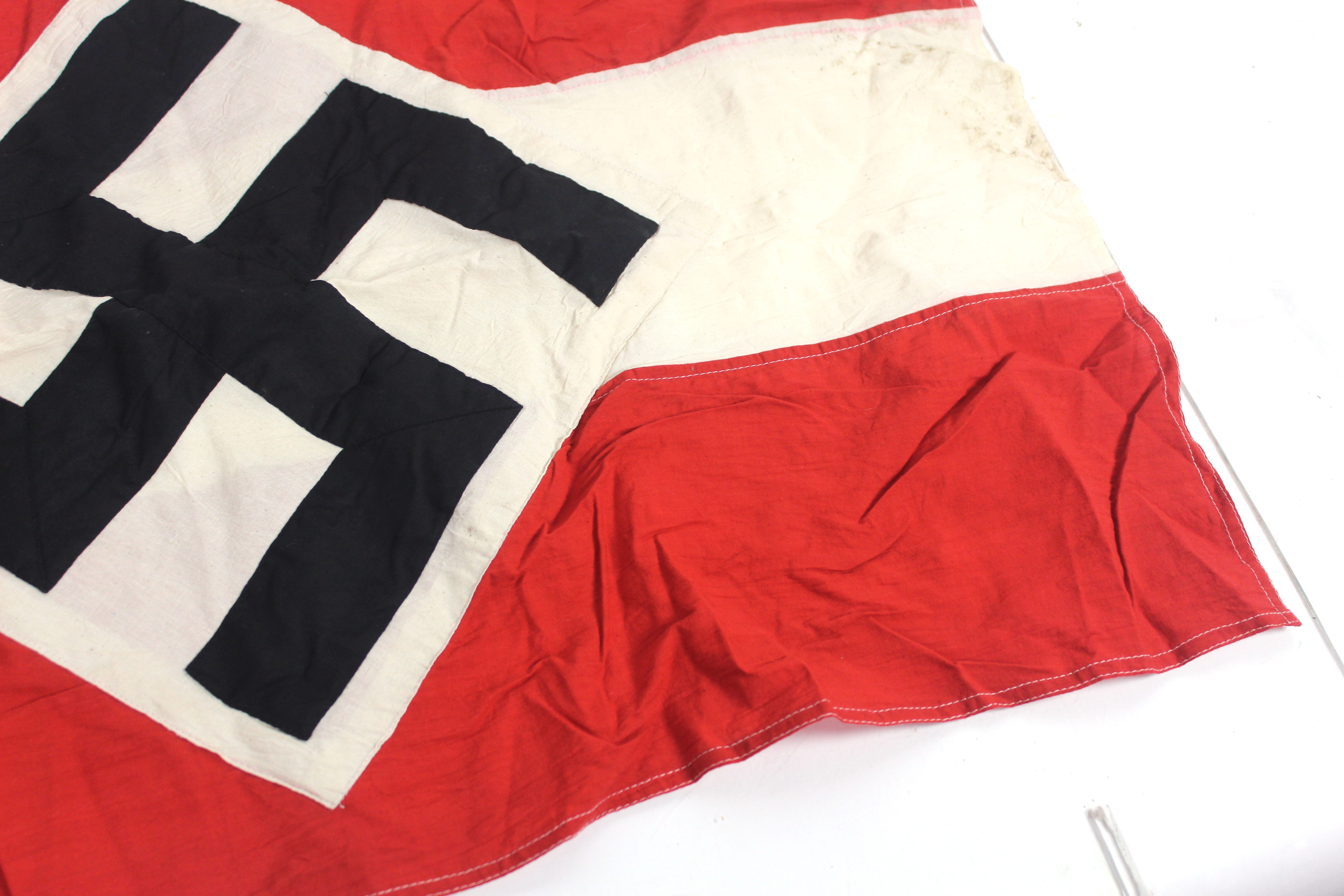 A German style Hitler Youth flag - Image 6 of 9