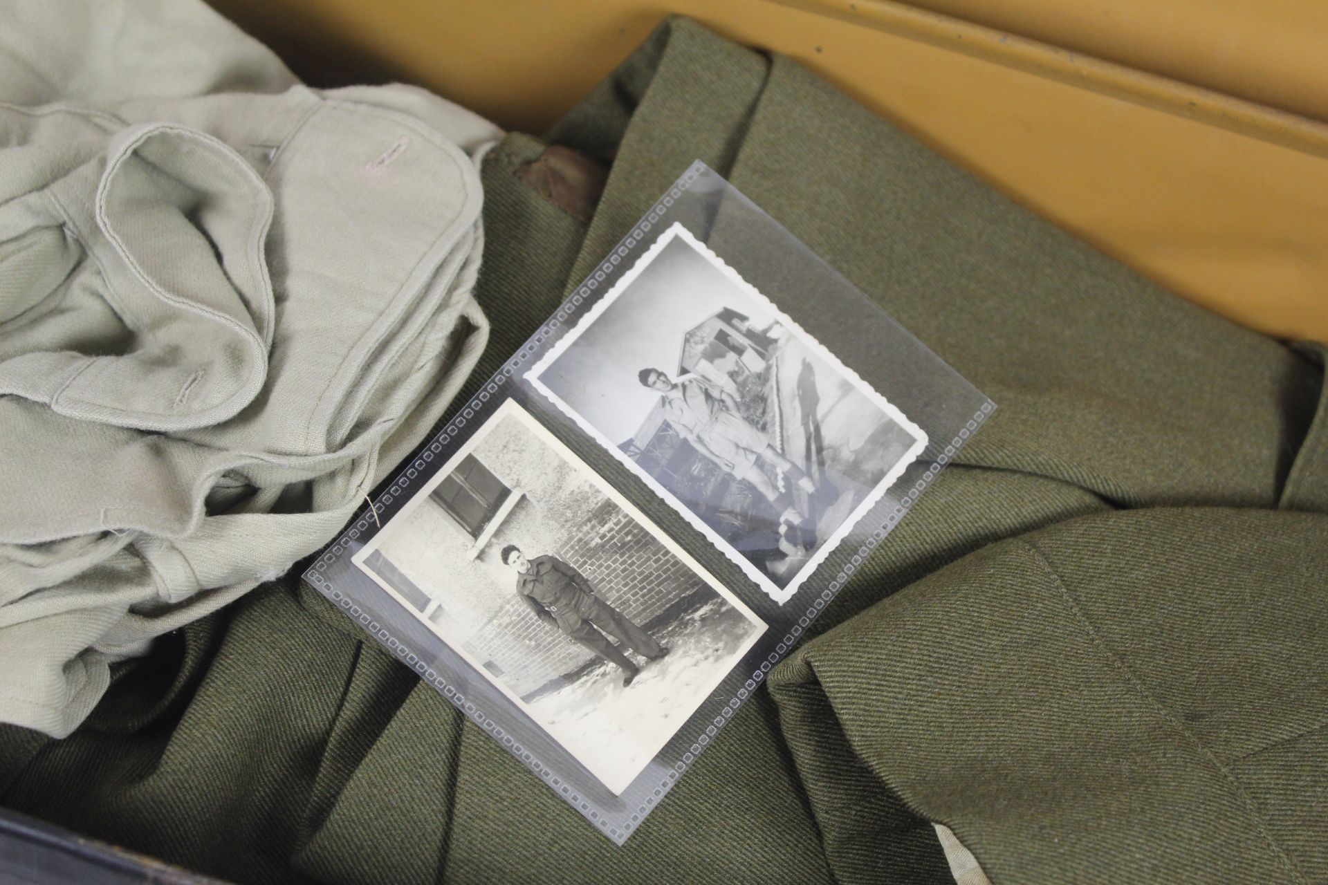 A WWII Officers uniforms belonging to Lt. Williams - Image 6 of 32