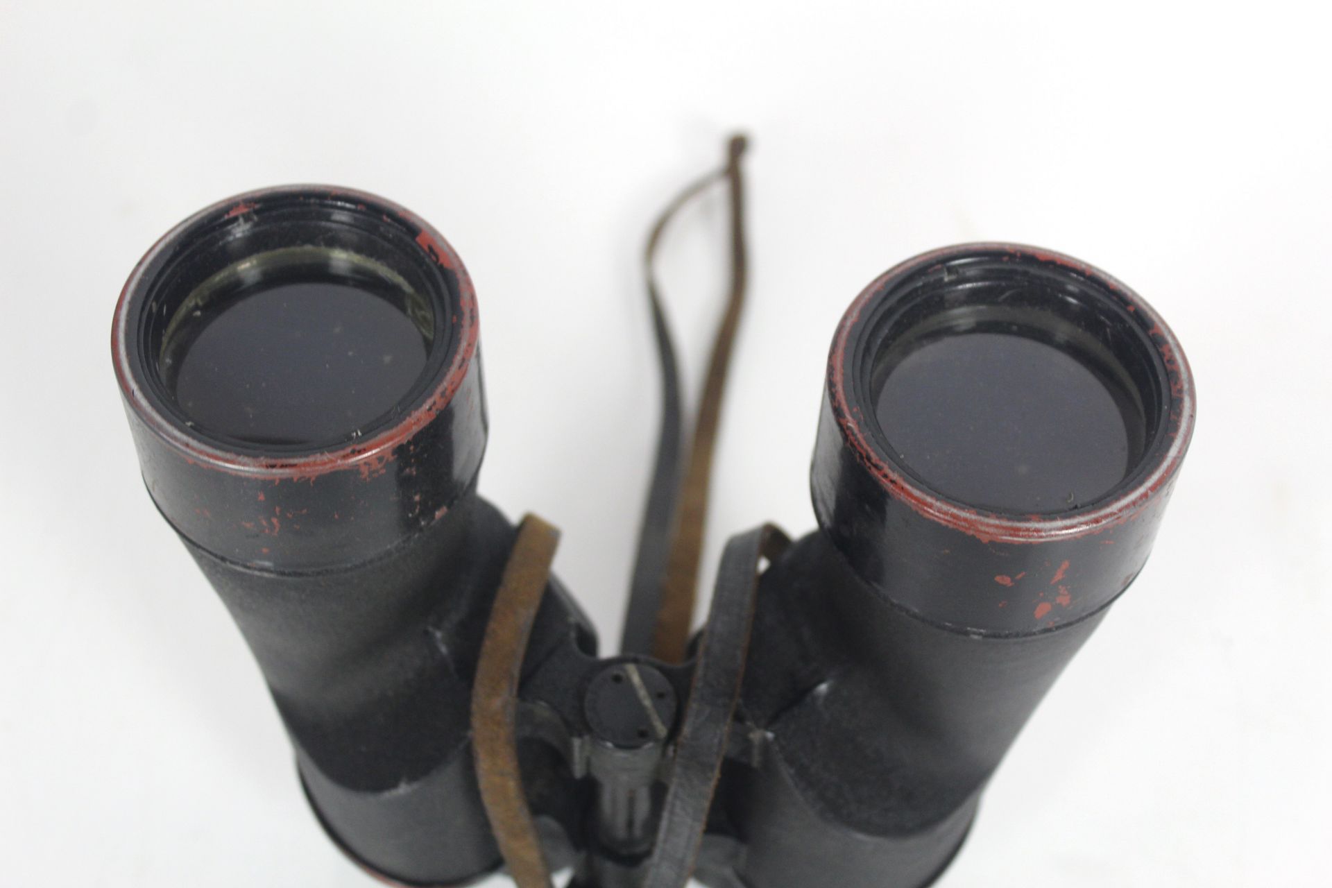 Two WWII era U.S.A. binoculars with a German pair - Image 7 of 19