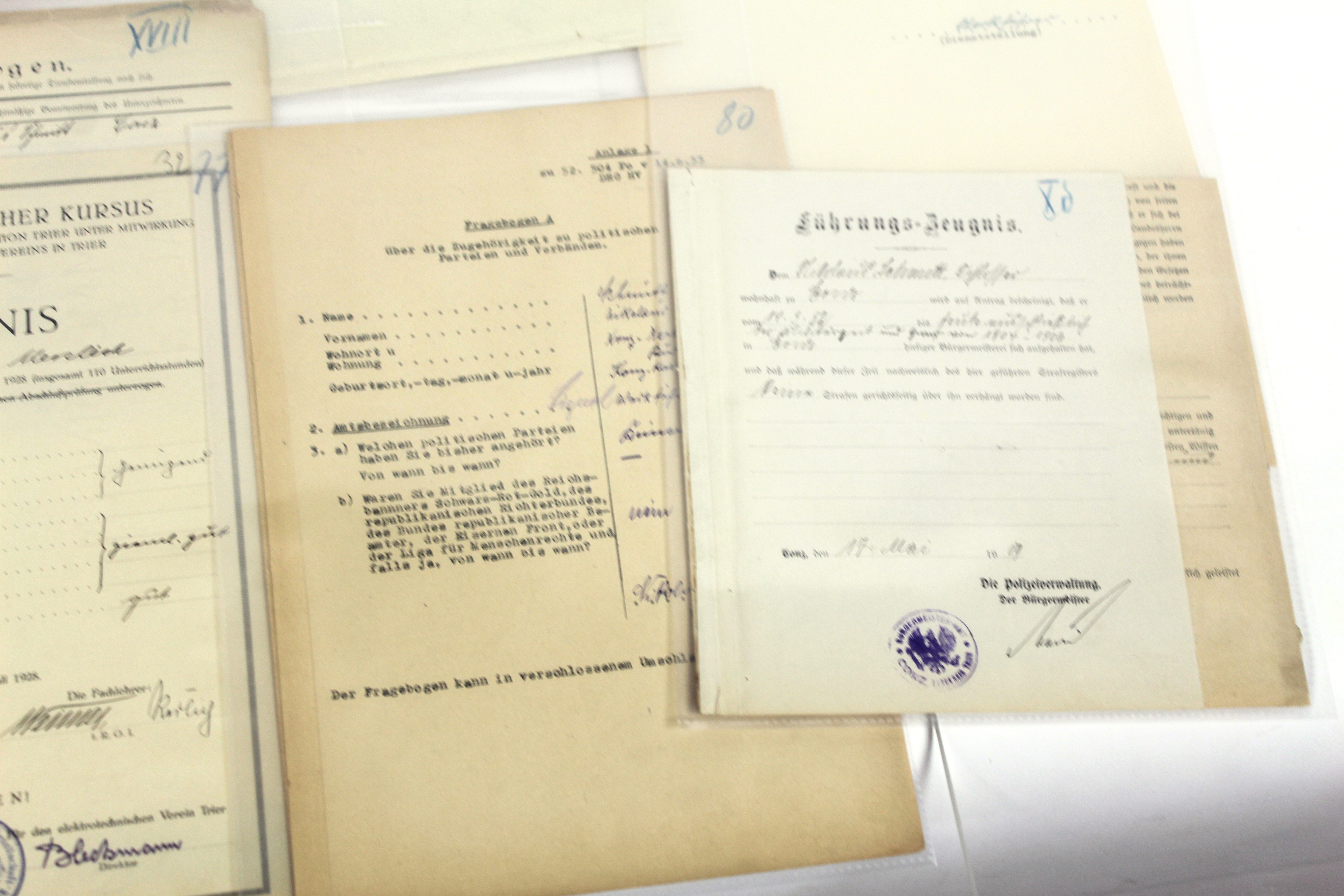 A WWII German collection of documents relating to - Image 3 of 5