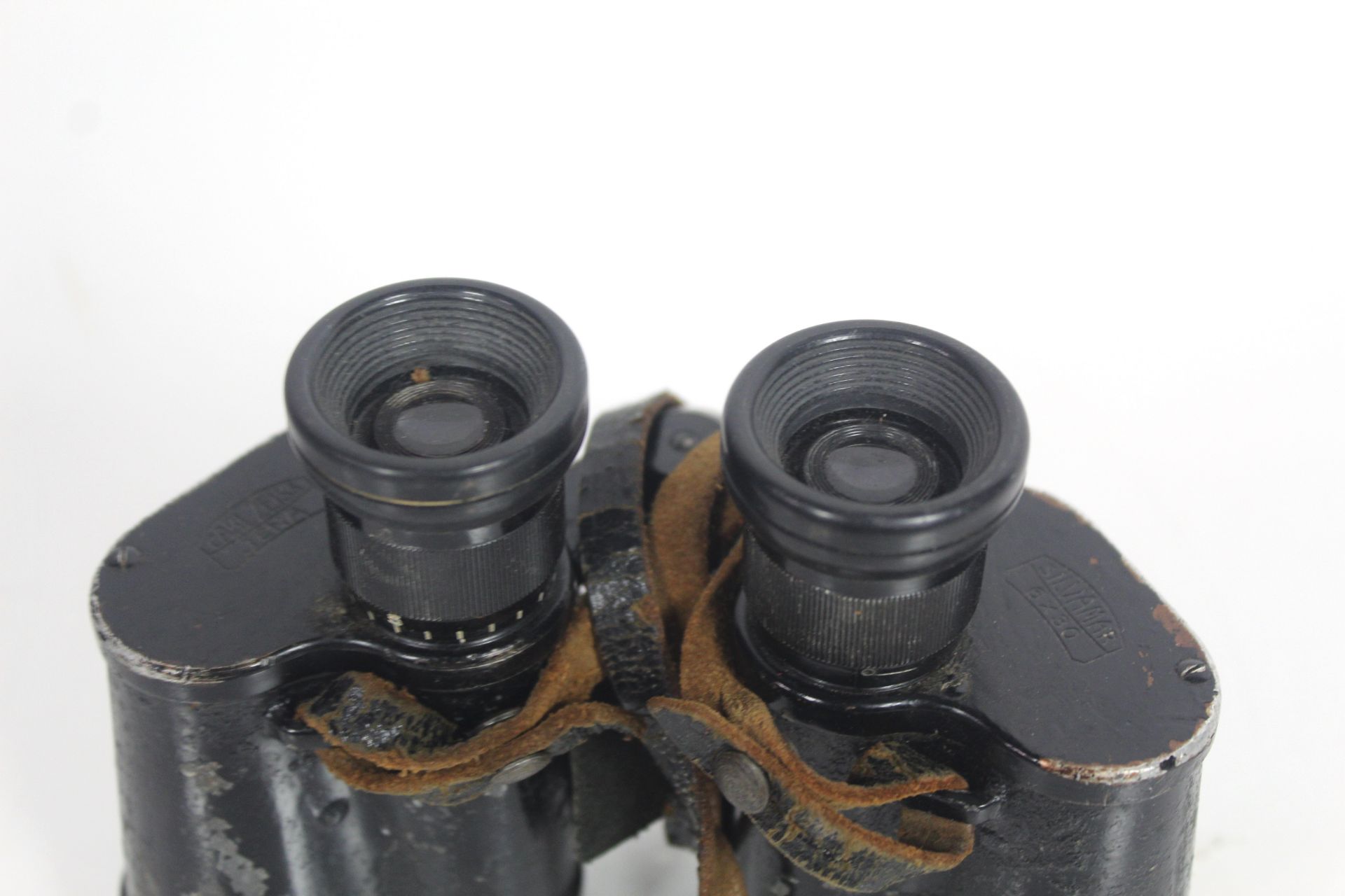 Two WWII era U.S.A. binoculars with a German pair - Image 15 of 19