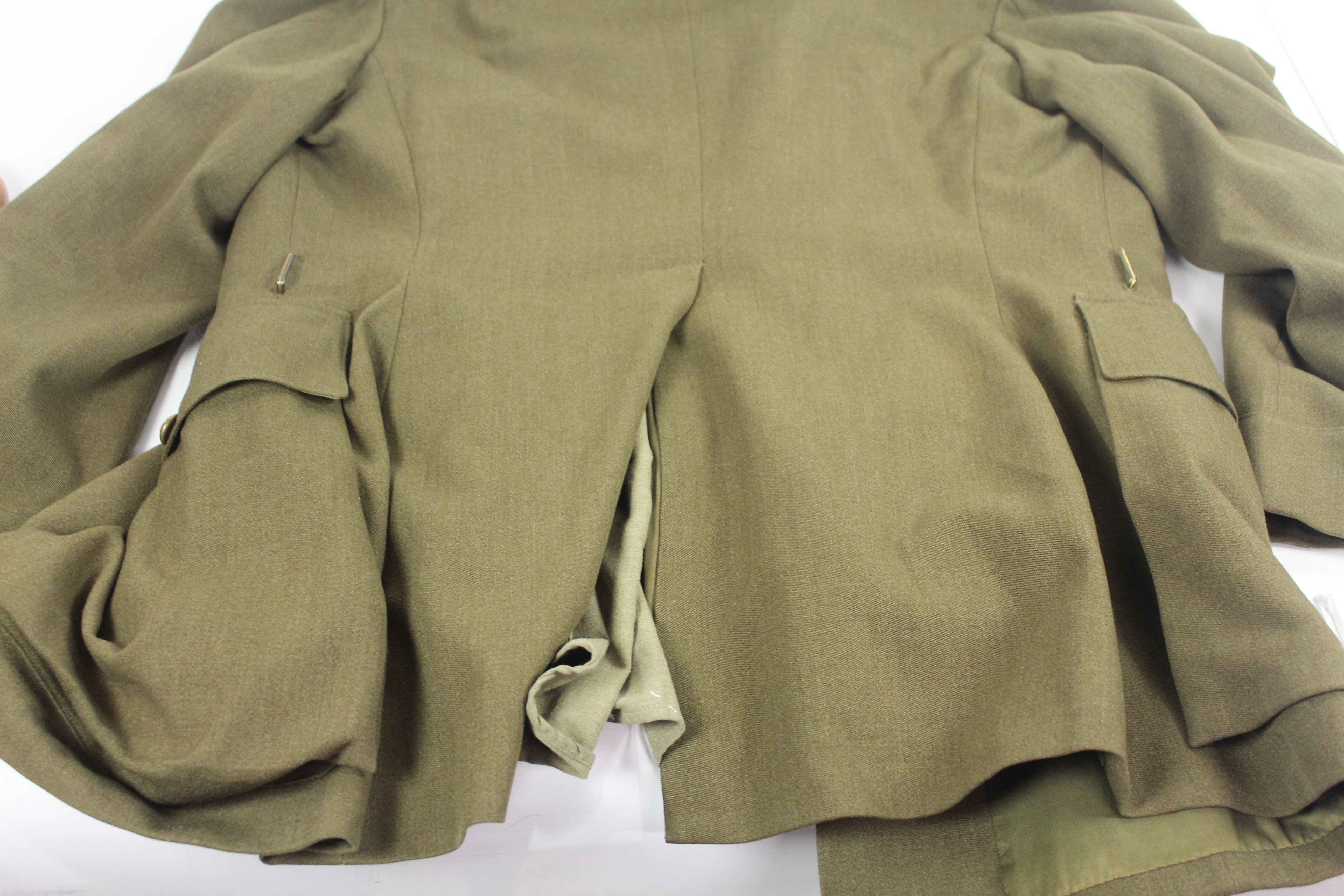 A WWII era Officers Royal Signals Service uniform, - Image 14 of 17