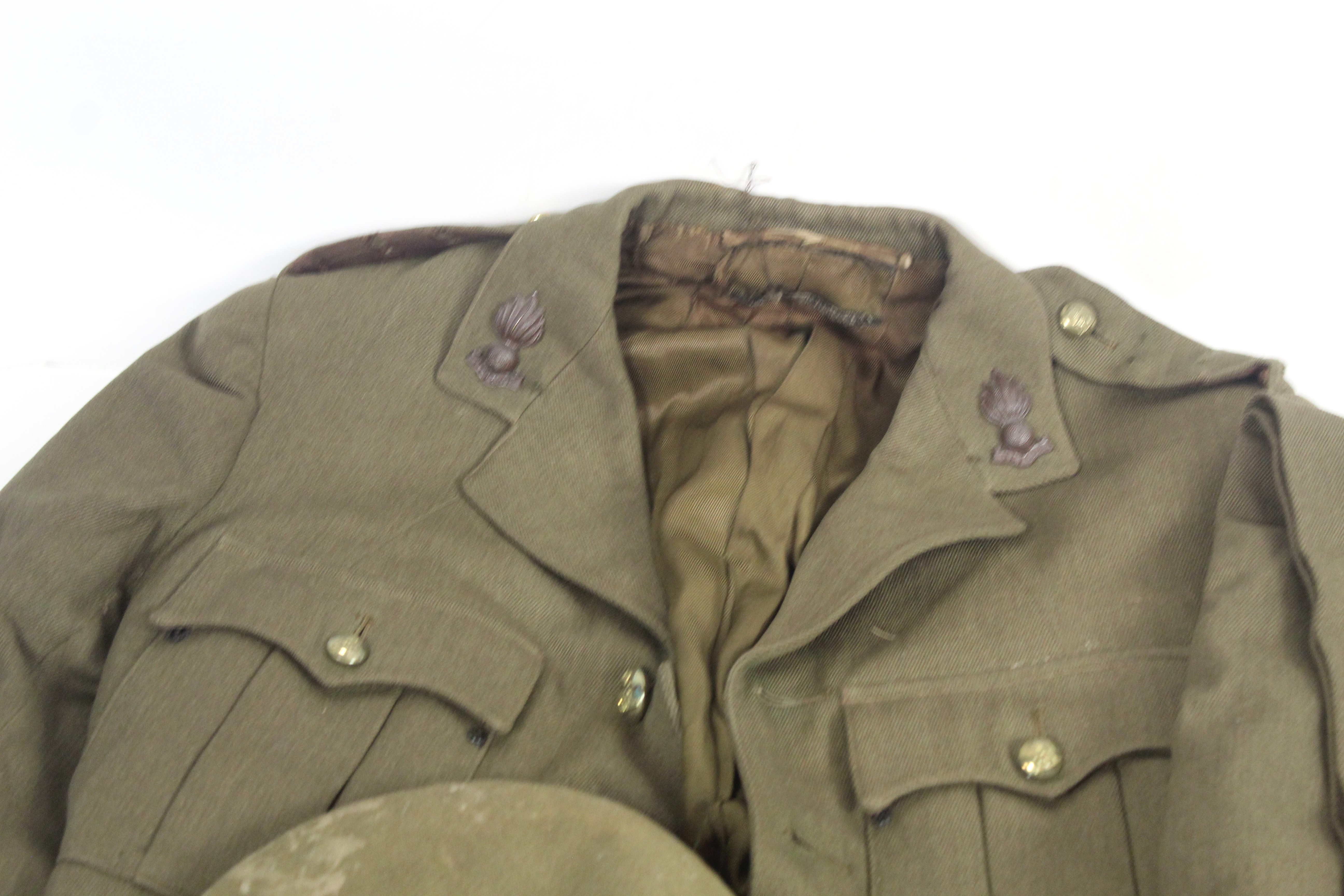 A WWII era Royal Artillery Officers uniform with D - Image 2 of 15