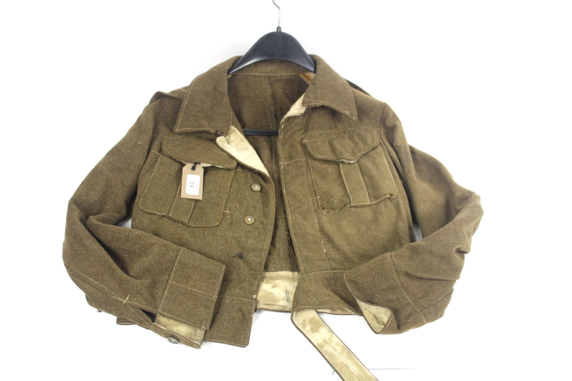 A WWII 1940 Patt battle dress blouse with R.A. Off - Image 23 of 32