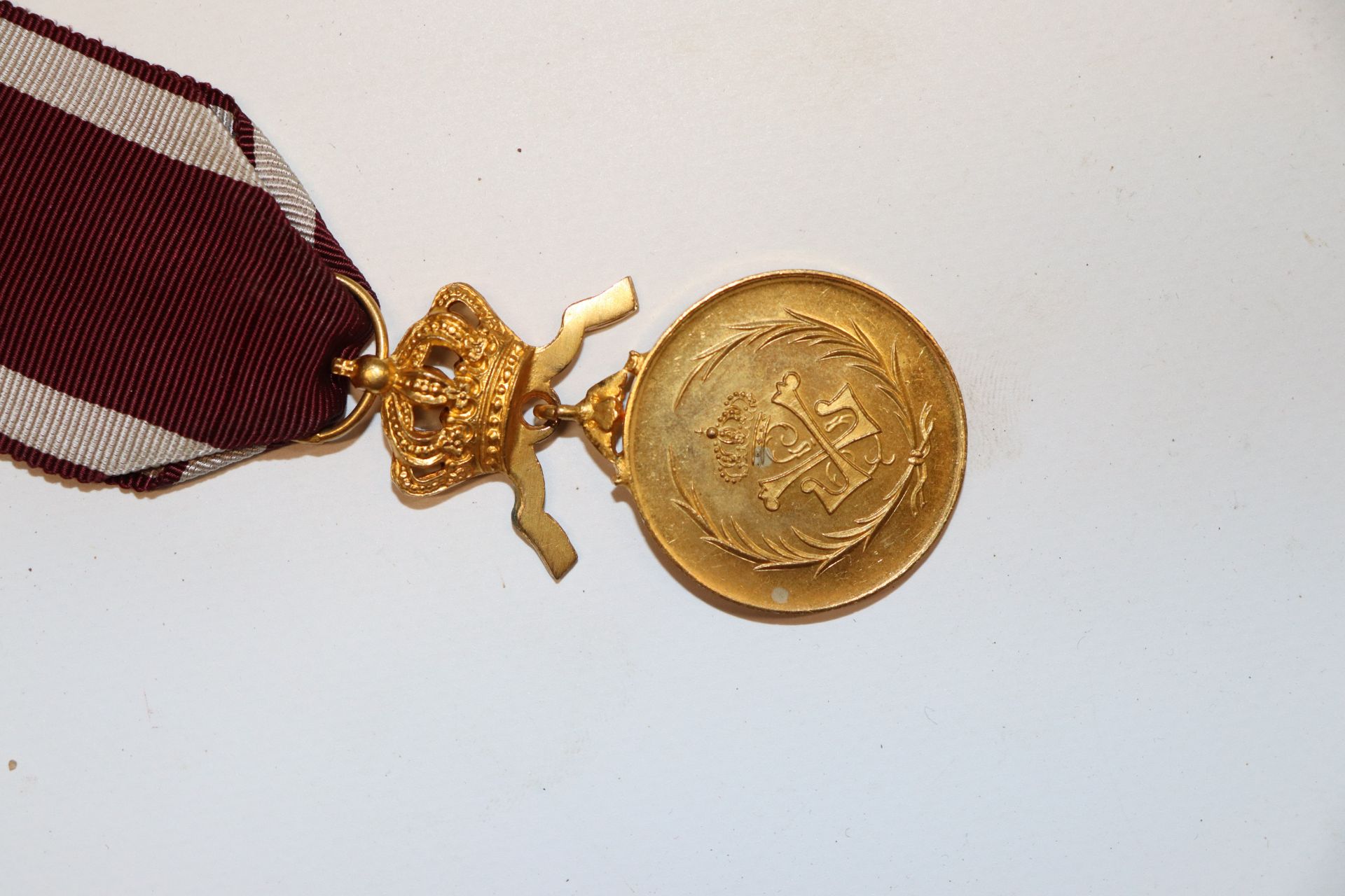 A Belgium medal and ID card - Image 3 of 4
