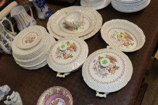 A quantity of Royal Doulton "Grantham" pattern din