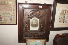 A WWI memorial frame with photo relating to Pvt. J