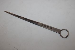 A silver paper knife approx. 39gms