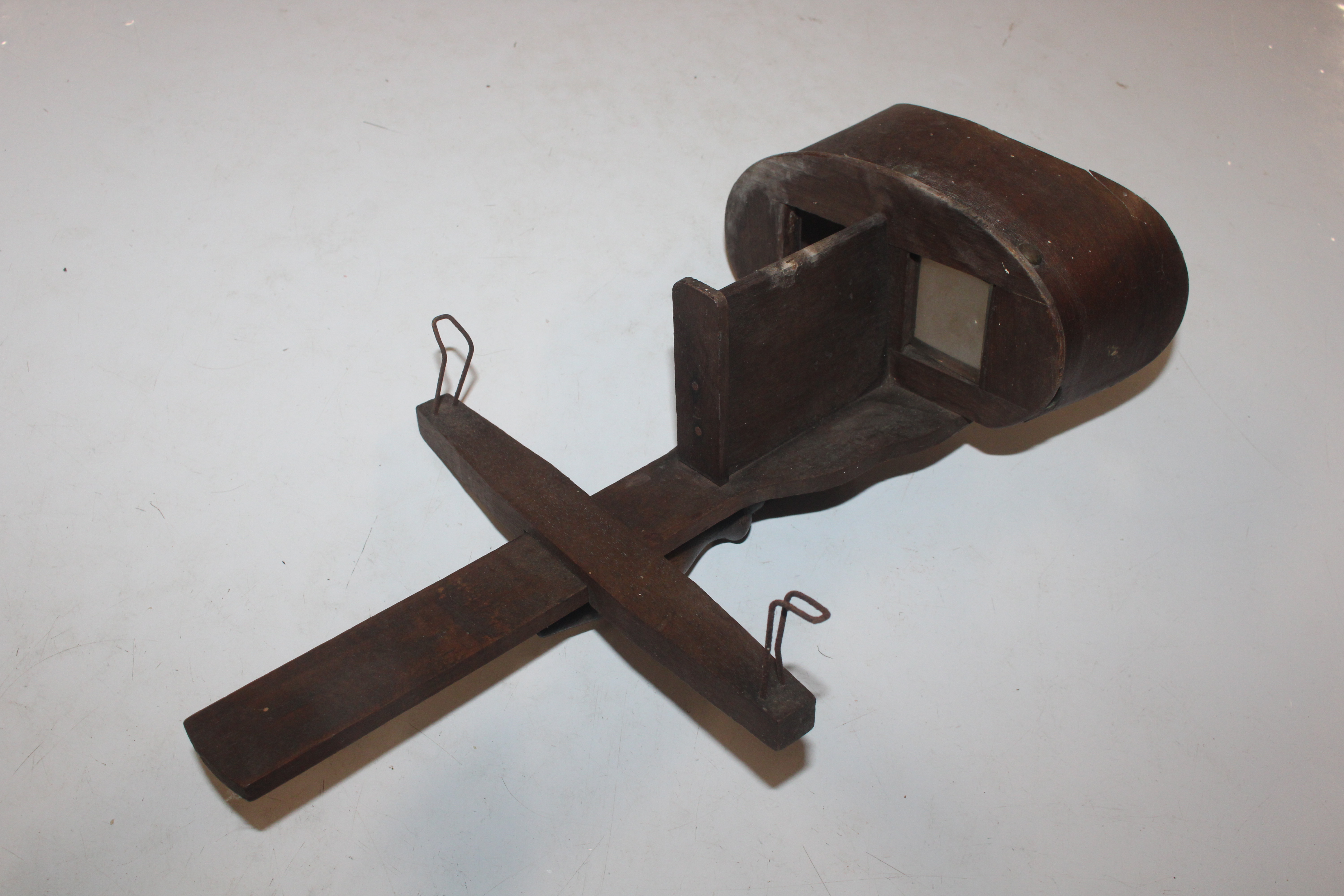 A stereoscopic viewer and quantity of viewing card - Image 3 of 8