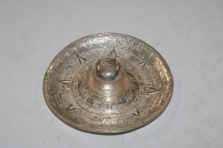 A white metal model of a sombrero approx. total we