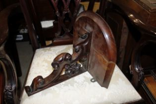 A Victorian rosewood wall bracket