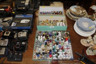 A quantity of various thimbles to include German g