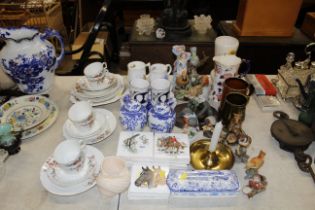 A quantity of various ornaments; decorative H & R