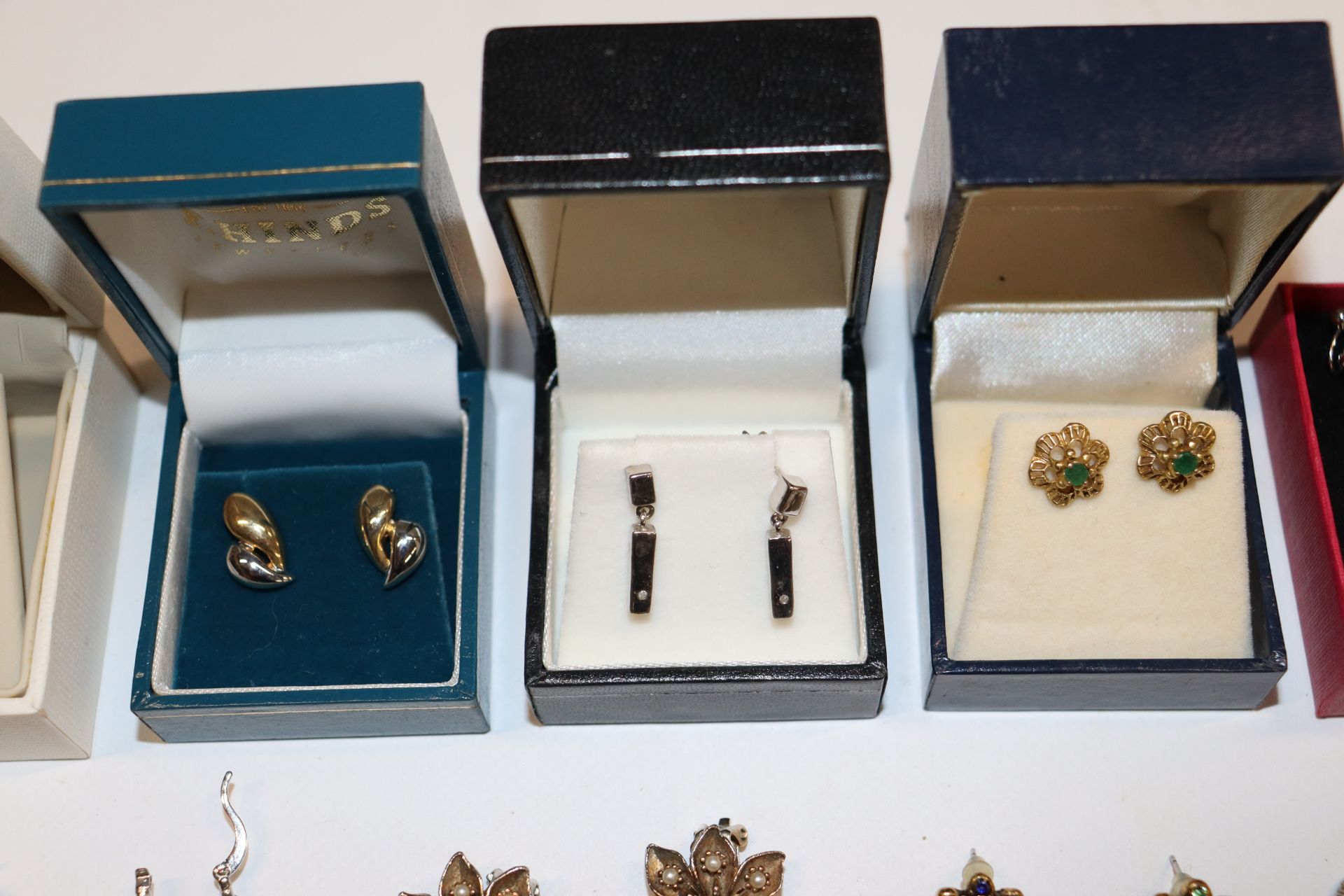 A box containing numerous pairs of decorative ear-r - Image 7 of 16
