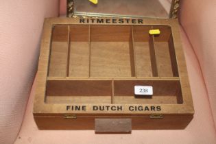 A Ritmeester fine Dutch cigars box