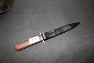 A German type boot knife