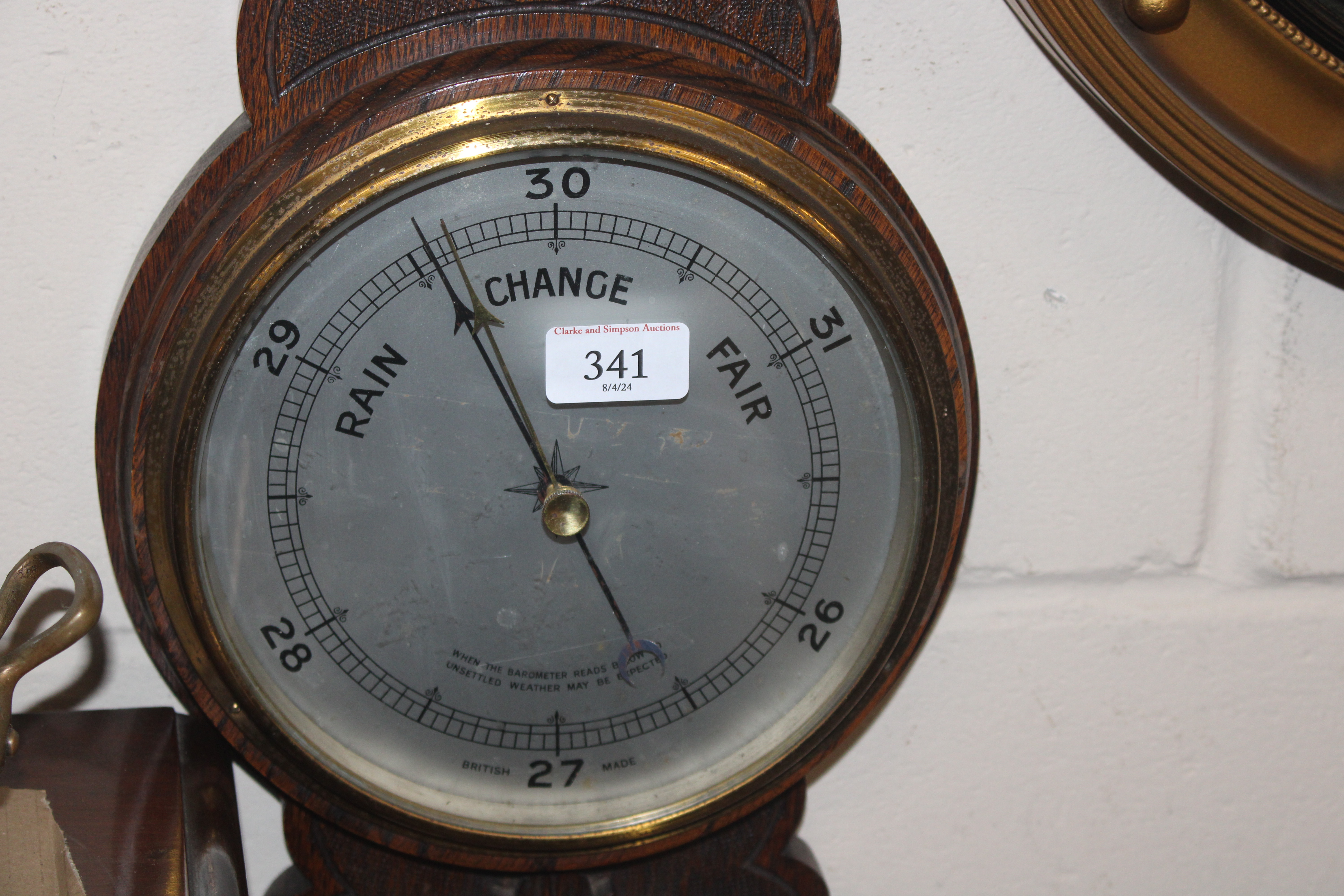 An oak cased banjo barometer - Bild 2 aus 2
