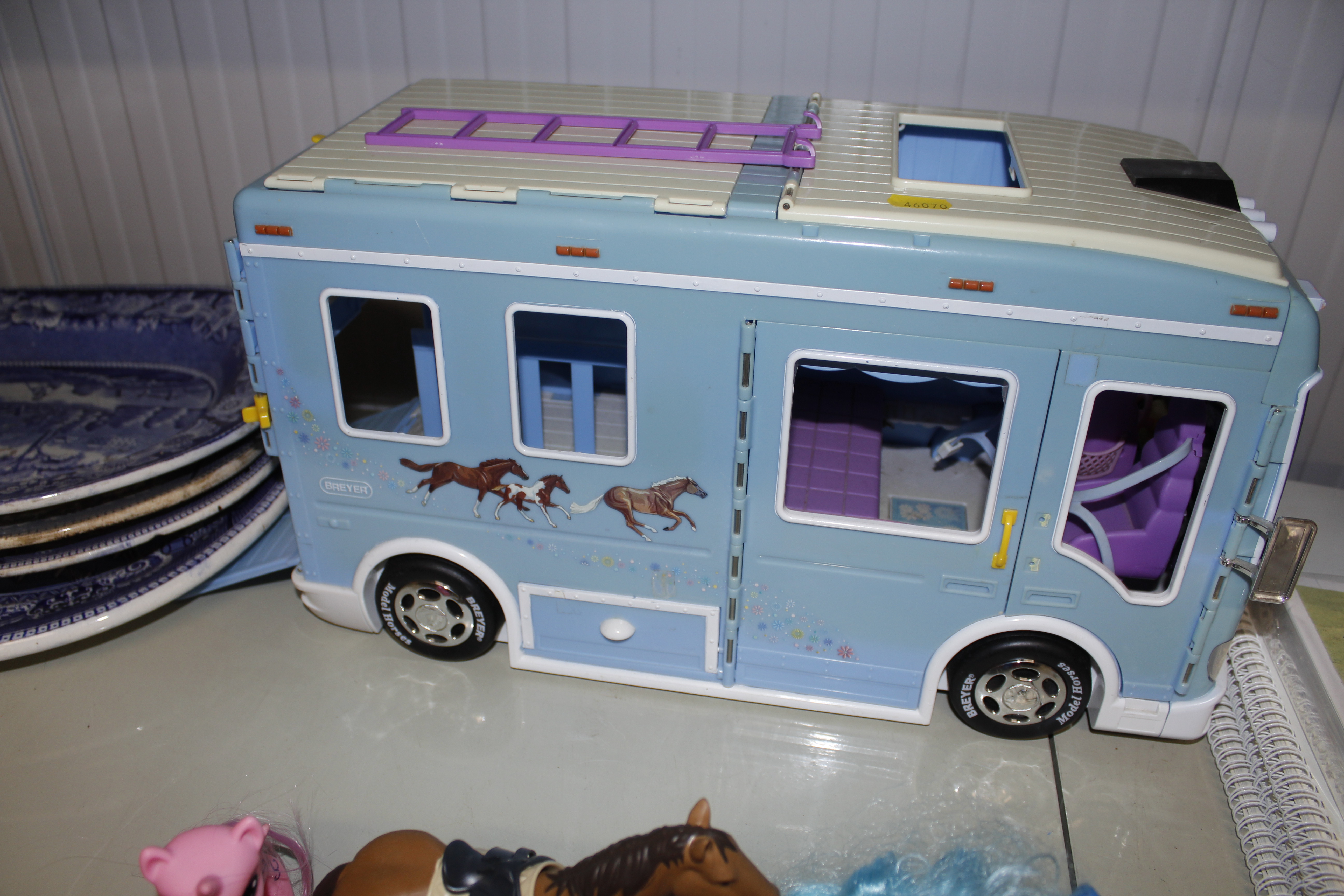 A Breyer toy horse box, various toy horses and My - Bild 2 aus 2