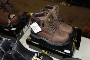 A pair of Grafters size 7 work boots as new