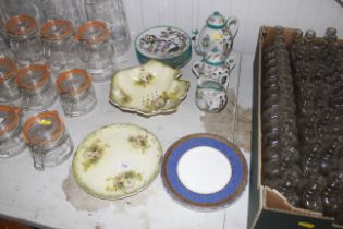 A quantity of oriental tea ware and side plates; I