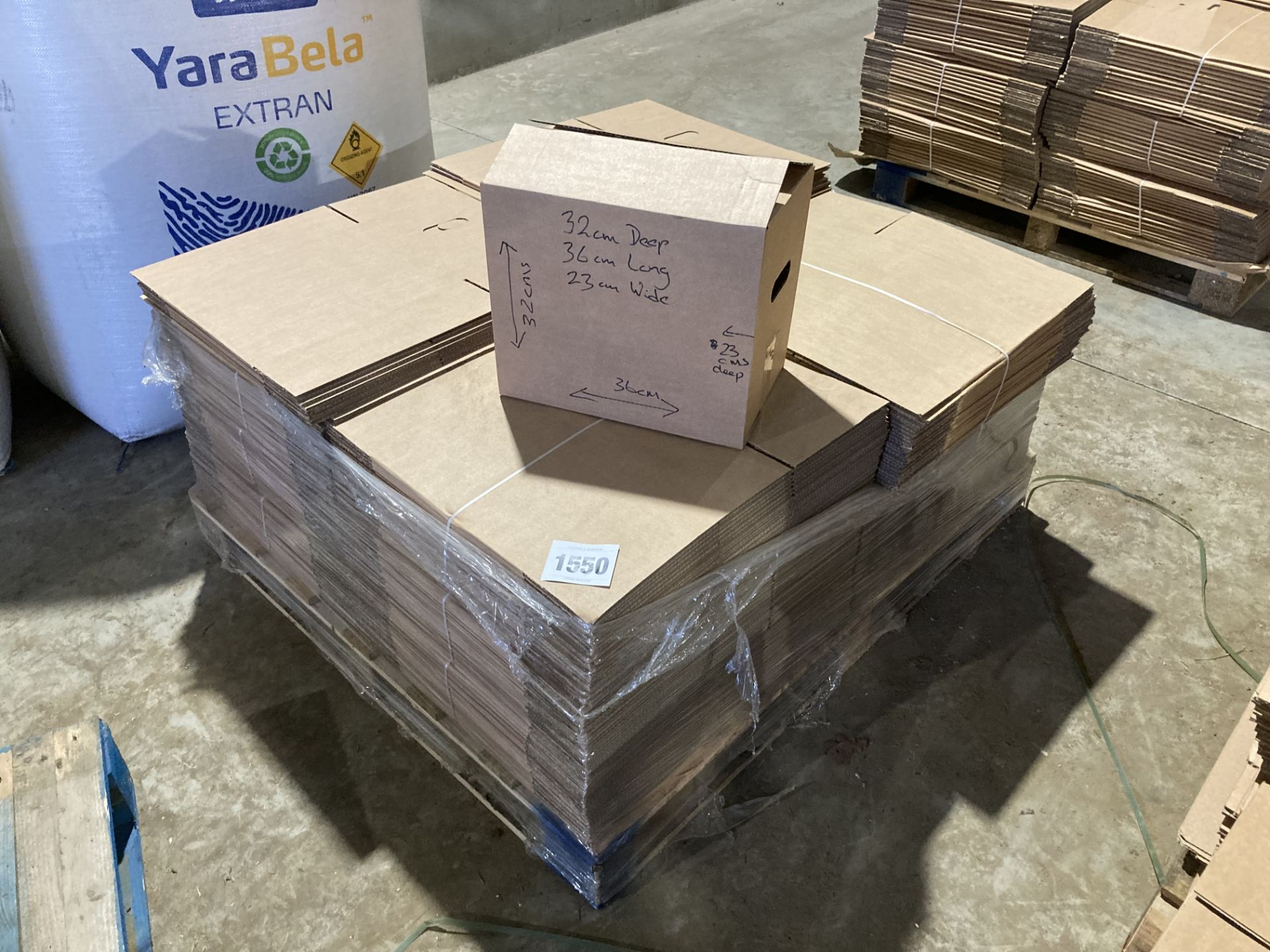 Part pallet of approx 26x23x32 single wall cardboa